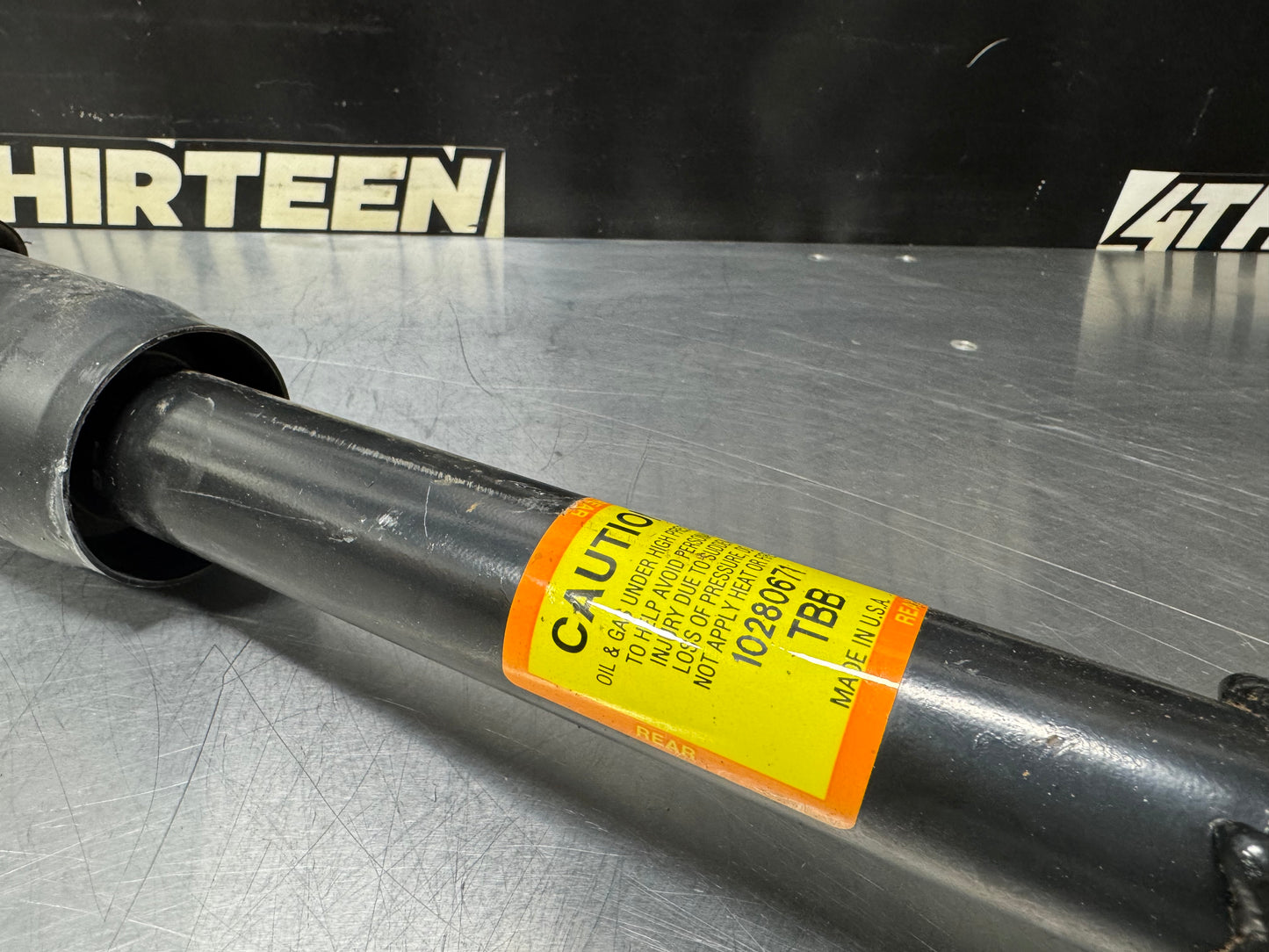 97-04 CORVETTE C5 REAR SHOCK 10280671 #N66