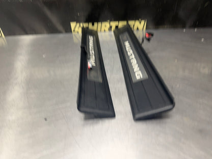 15-17 FORD MUSTANG GT ILLUMINATED DOOR SILLS PAIR #V1