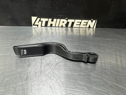 04-06 PONTIAC GTO HOOD RELEASE LEVER OEM #L435
