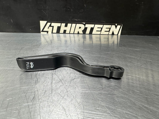 04-06 PONTIAC GTO HOOD RELEASE LEVER OEM #L435