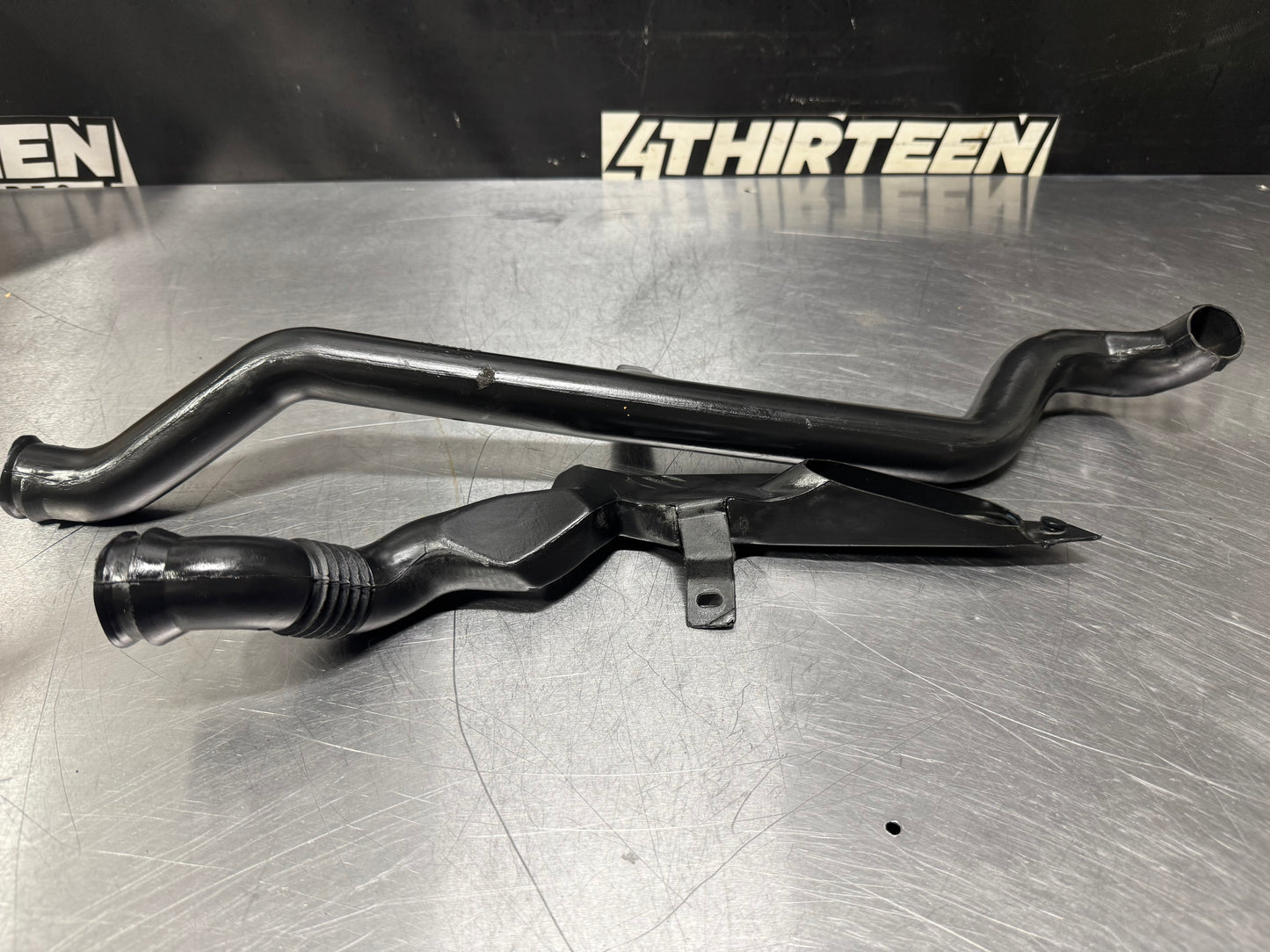 97-04 CORVETTE C5 LEFT DRIVER DASHBOARD DEFROST DUCT TUBE OEM #L479