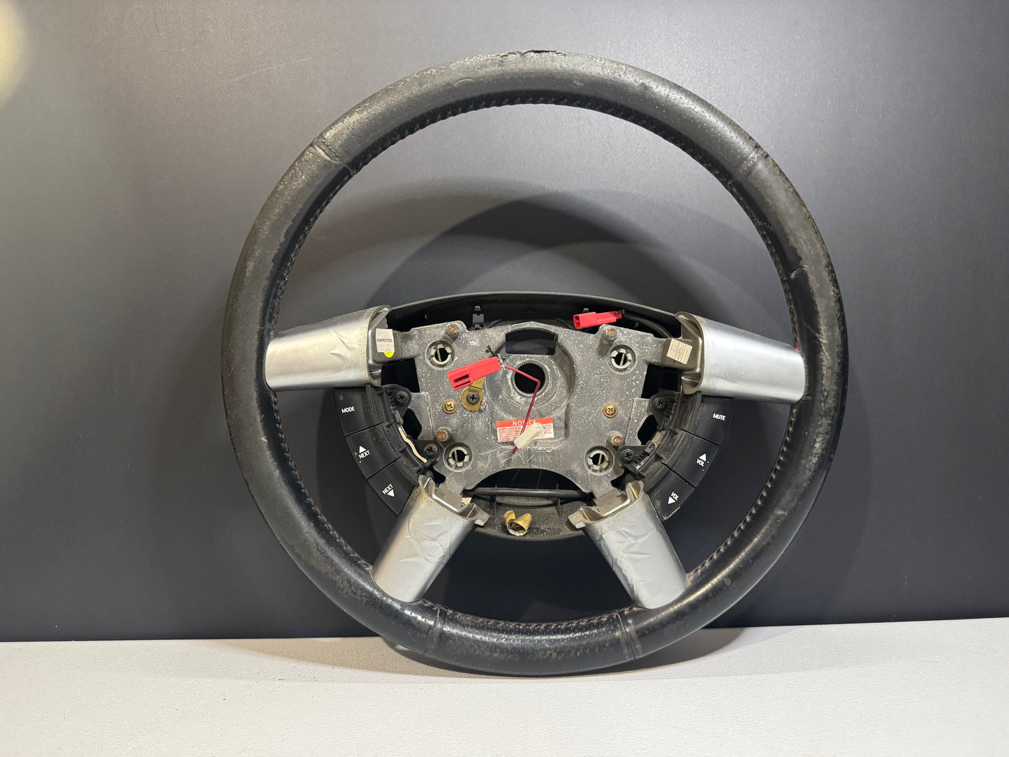 04-06 PONTIAC GTO STEERING WHEEL USED OEM #K11