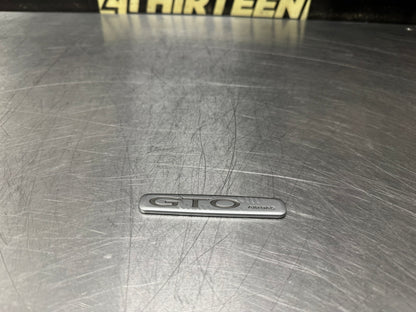 04-06 PONTIAC GTO DASH EMBLEM OEM #N947