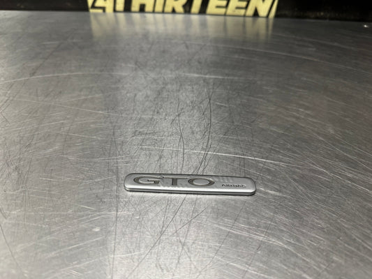 04-06 PONTIAC GTO DASH EMBLEM OEM #N947