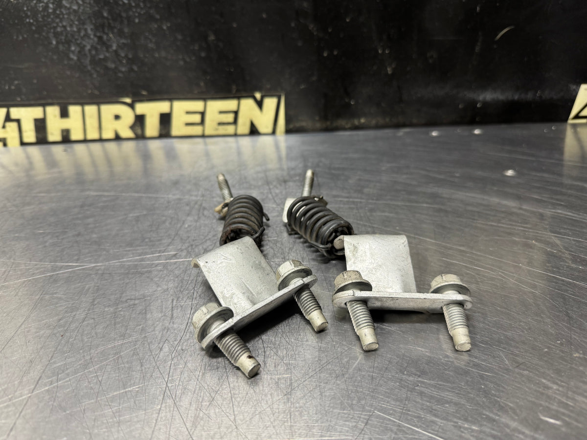 97-04 C5 CORVETTE SPRING EXHAUST HANGERS OEM #X29