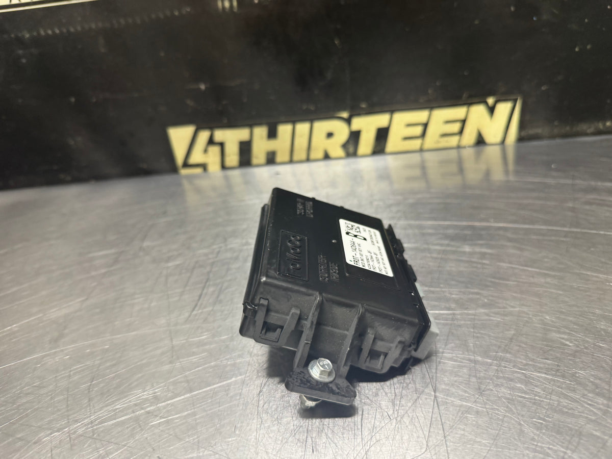 15-17 FORD MUSTANG GT LIGHTING CONTROL MODULE FR3T-14D644-BF OEM #V27
