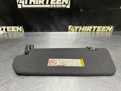 04-06 PONTIAC GTO RH PASSENGER SIDE SUN VISOR OEM #N684