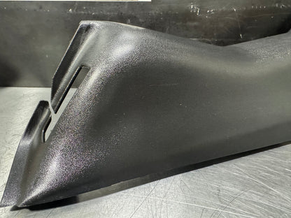 97-04 CORVETTE C5 LH B PILLAR TRIM 10258545 OEM #L478