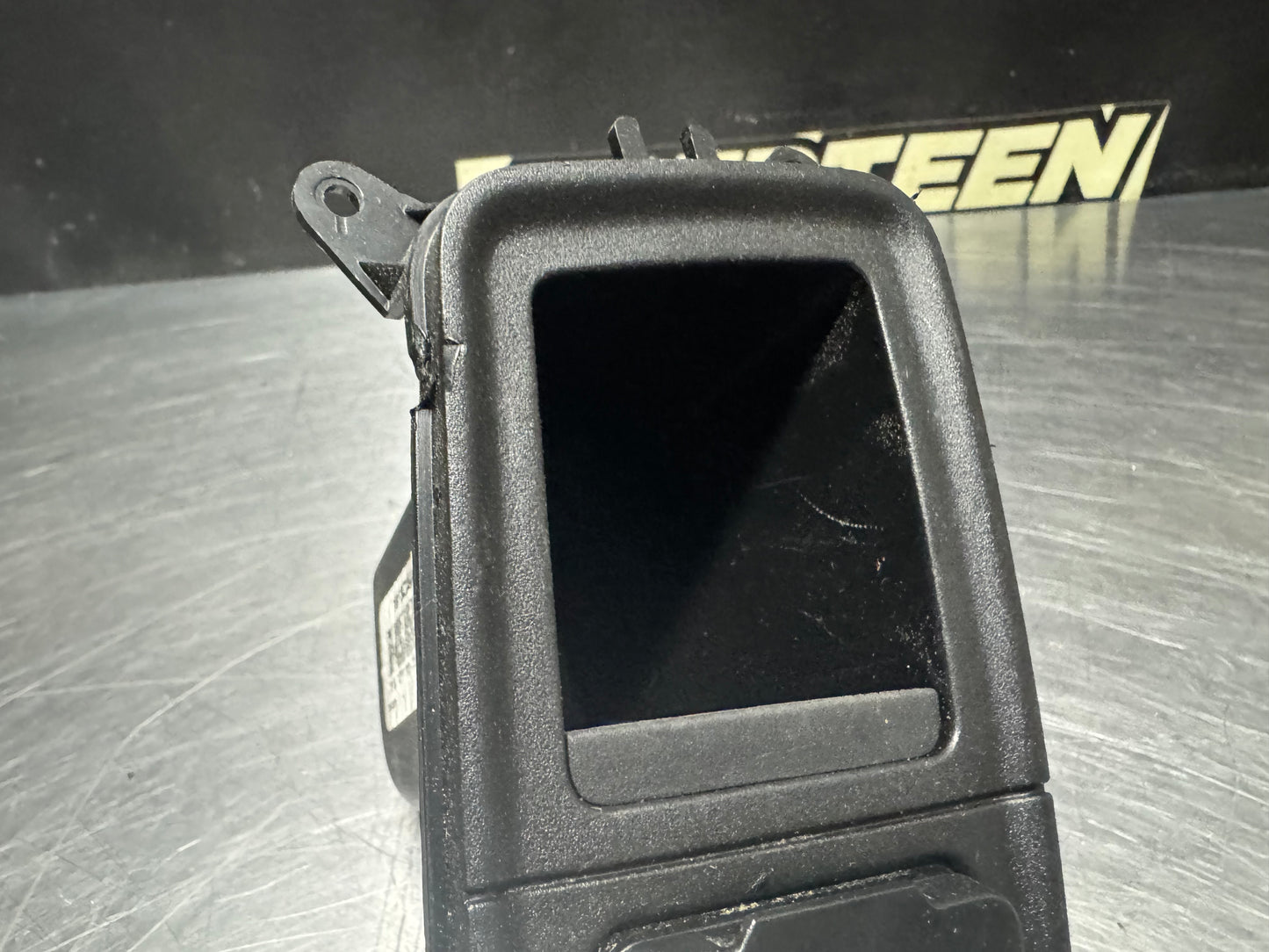 13-22 RAM 1500 2500 3500 DASH CUBBY W/ 115V AC OUTLET 1WP34DX9AA OEM #N370