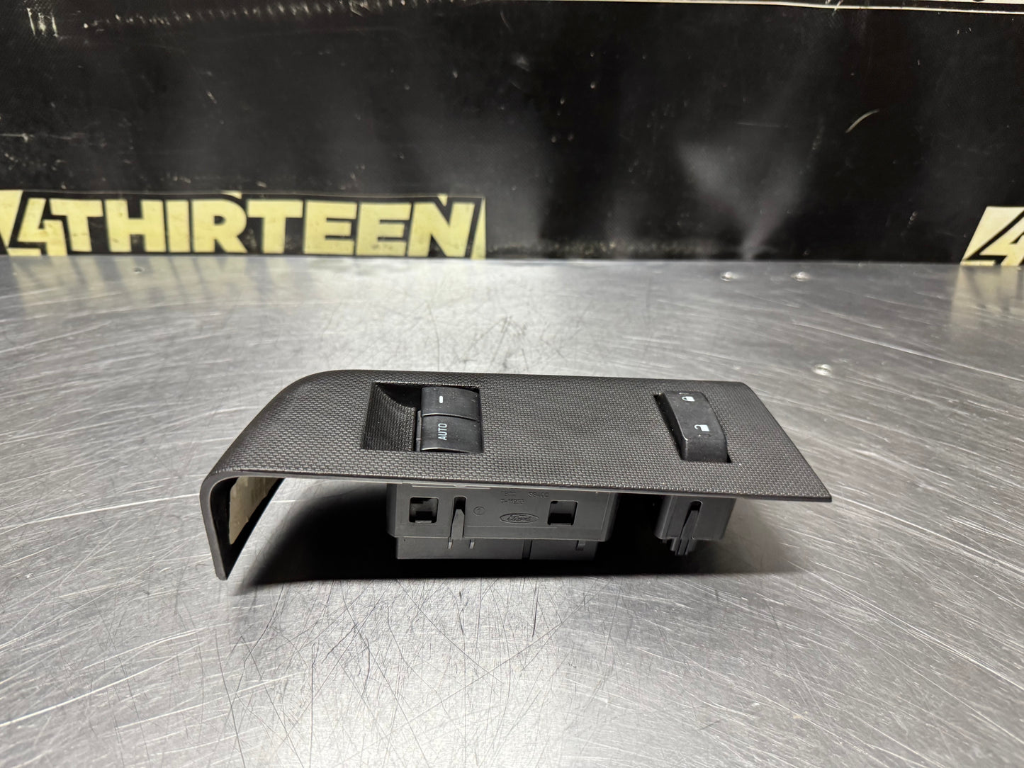 08-12 FORD F250/350 LH DRIVER MASTER WINDOW SWITCH 8C3T-14B133-AC35B8 OEM #N759