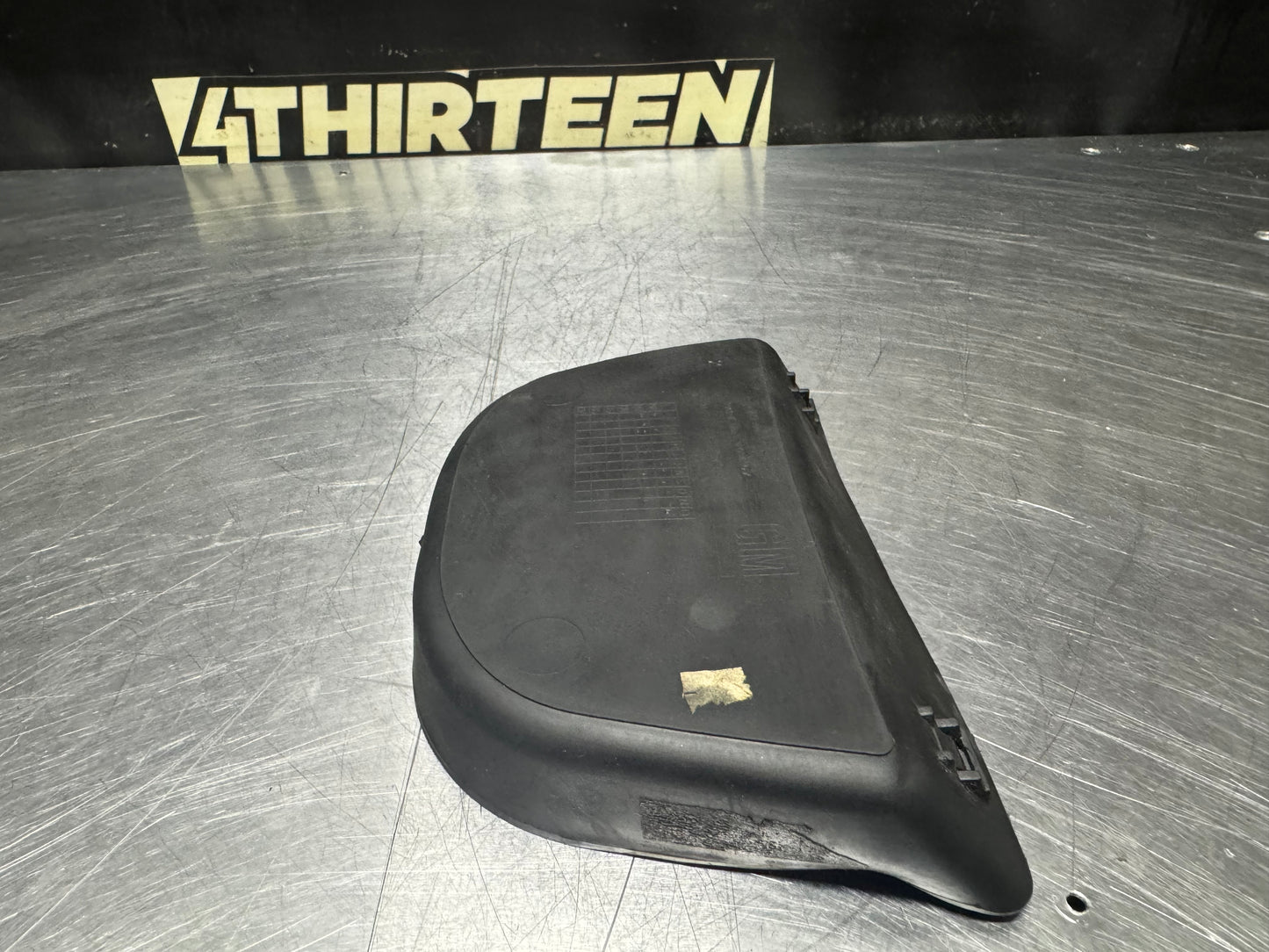 04-06 PONTIAC GTO CENTER CONSOLE RUBBER TRAY LINER #N411