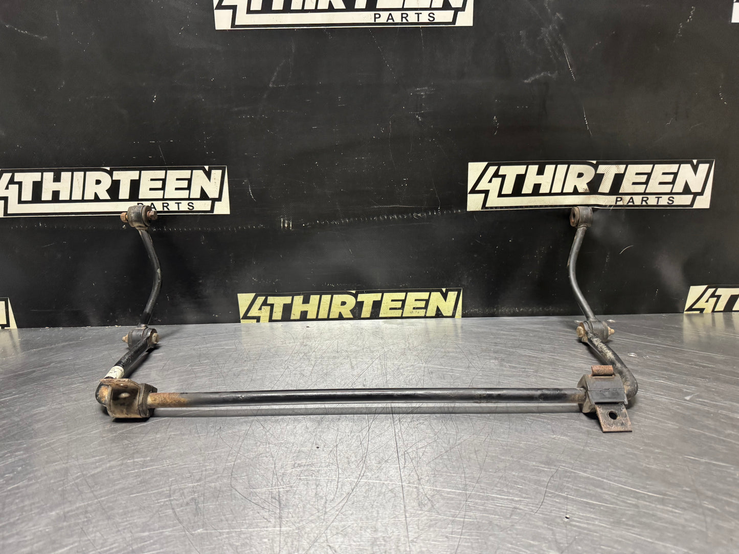 04-06 PONTIAC GTO REAR STABILIZER SWAY BAR W/ END LINKS 92048231 OEM #N539
