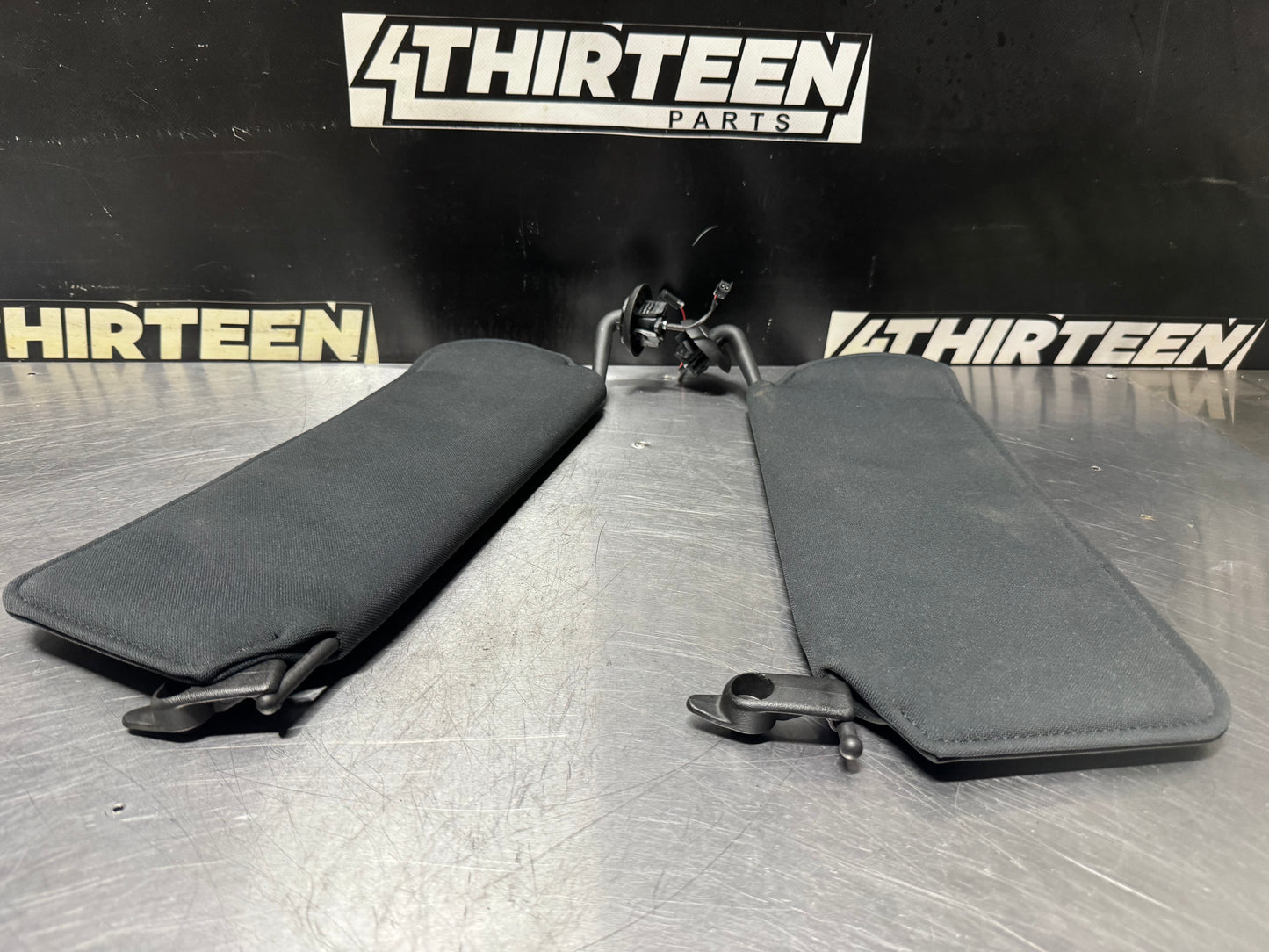 97-04 CORVETTE C5 AFTERMARKET SUN VISORS PAIR #N124
