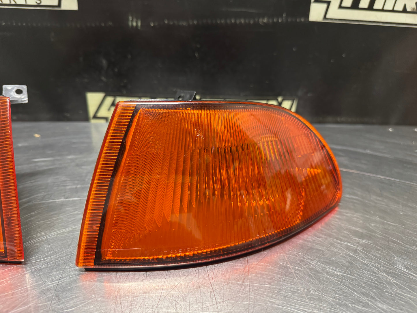 92-95 HONDA CIVC COUPE/HATCHBACK AMBER TURN SIGNAL CORNER LIGNTS #N659