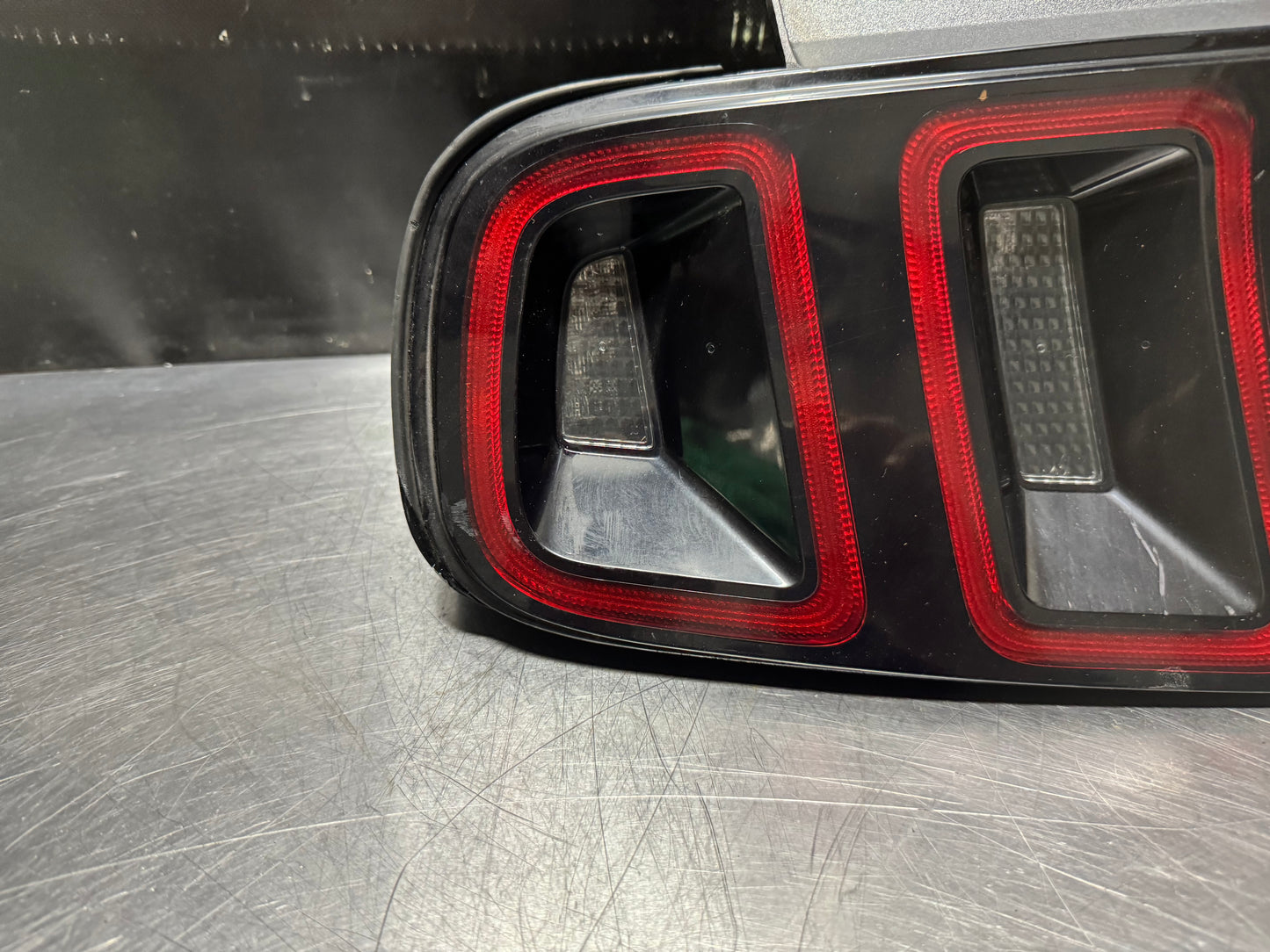 13-14 FORD MUSTANG LED LH DRIVER TAIL LIGHT OEM #N647