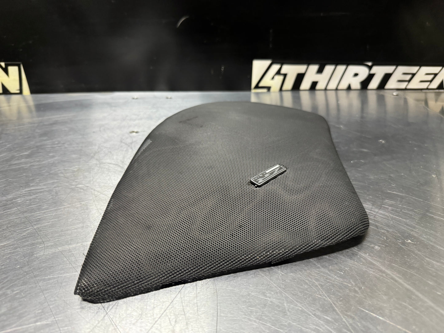 1997-2004 C5 CORVETTE RH DOOR SPEAKER COVER OEM #N87