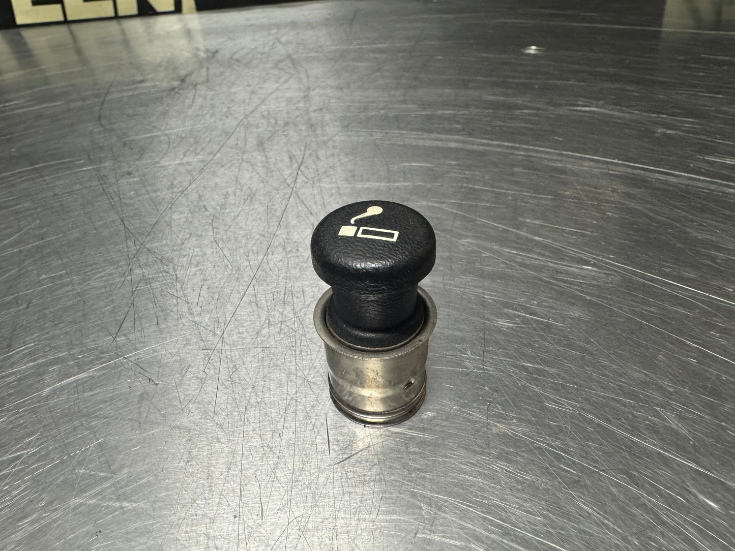 97-04 C5 CORVETTE CIGARETTE LIGHTER ELEMENT OEM #N278