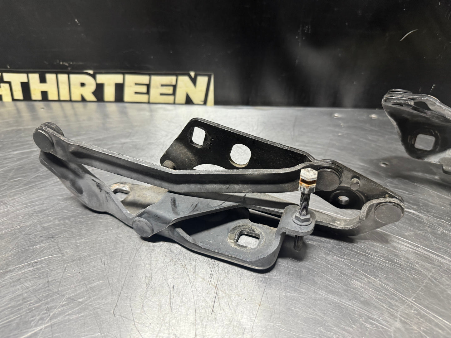 1997 - 2004 CORVETTE C5 RH LH HOOD HINGES OEM #N112