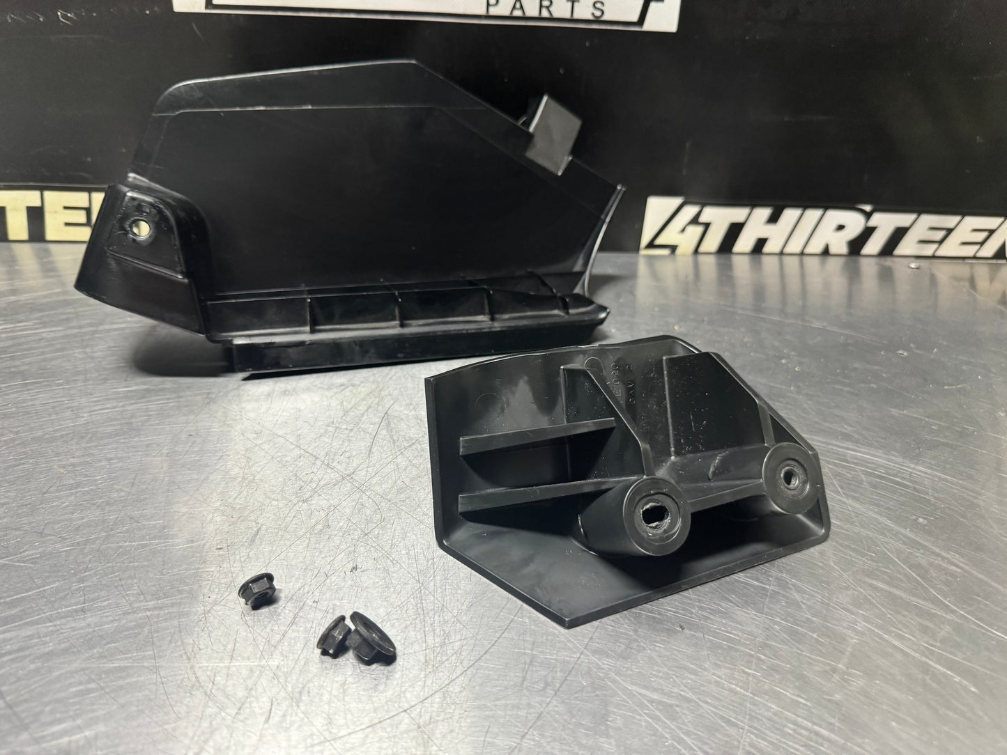 1997-2004 C5 CORVETTE USED OEM DEAD PEDAL #N108