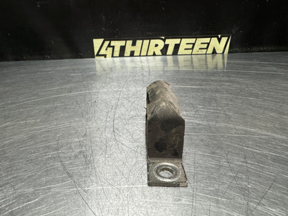 1997-2004 C5 CORVETTE REAR RUBBER EXHAUST HANGER #N678
