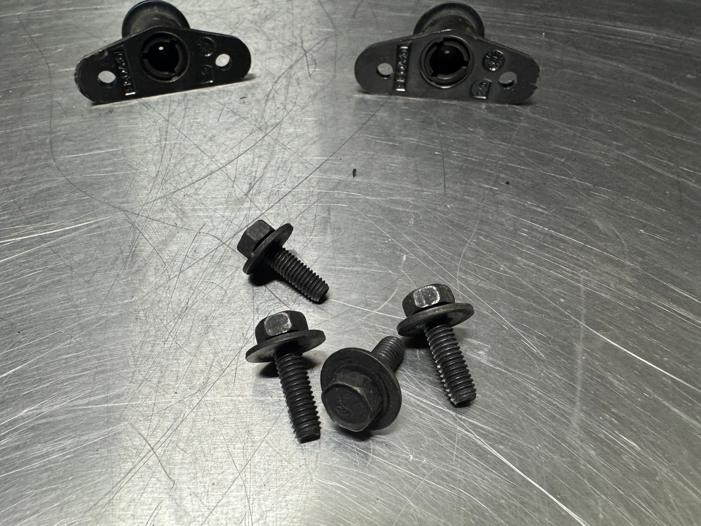 97-04 C5 CORVETTE TARGA TOP MOUNTING BRACKETS OEM #N191