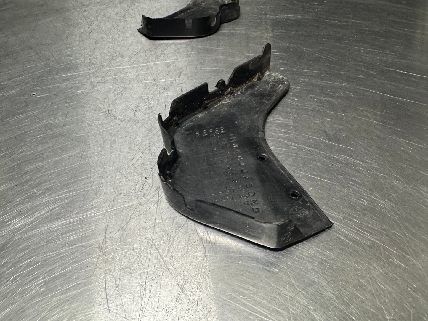 2004 PONTIAC GTO SIDE SKIRT ROCKER END CAPS BLK OEM #N244
