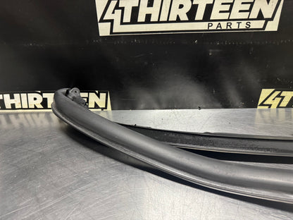 97-04 CORVETTE C5 FRONT WINDSHIELD SEAL / WEATHERSTRIPPING OEM #N541