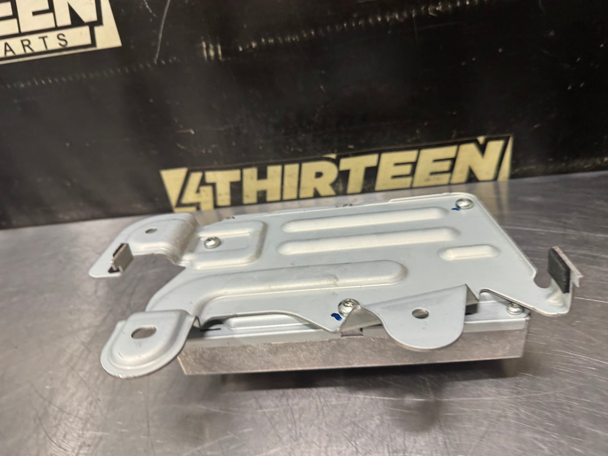 15-17 FORD MUSTANG GT RADIO AMPLIFIER FR3T-18T806-BL OEM #V63