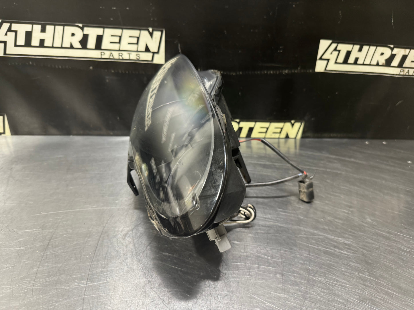 04-06 PONTIAC GTO RH PASSENGER SIDE SPYDER HALO HEADLIGHT #N637