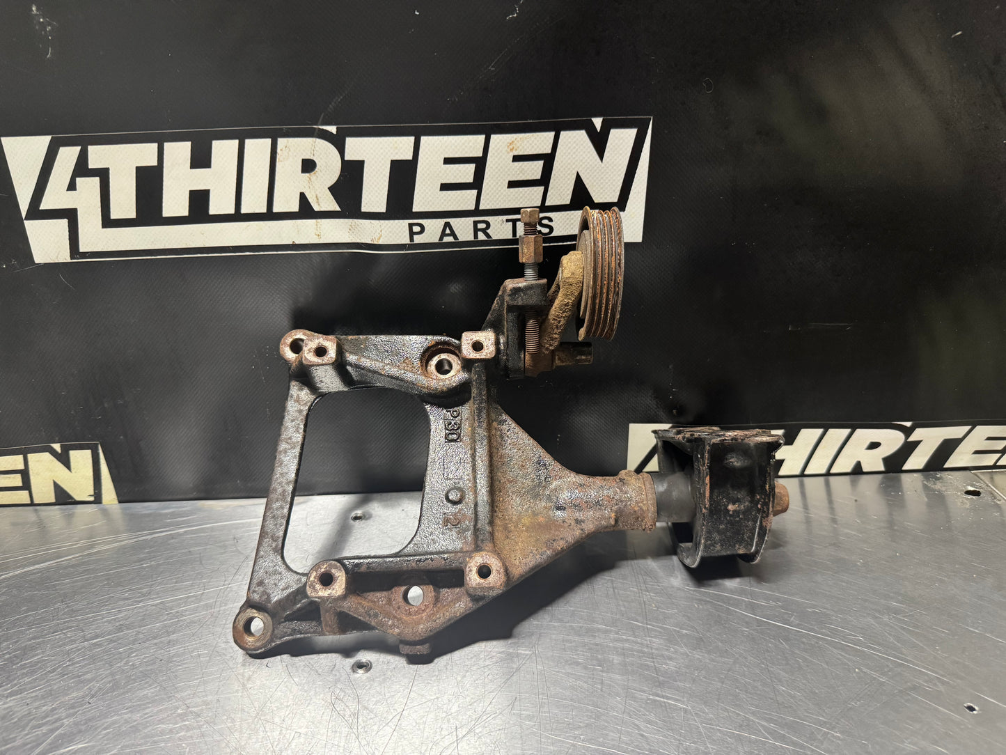 99-00 HONDA CIVIC SI (EM1) B16A2 P30 AC BRACKET OEM #N213