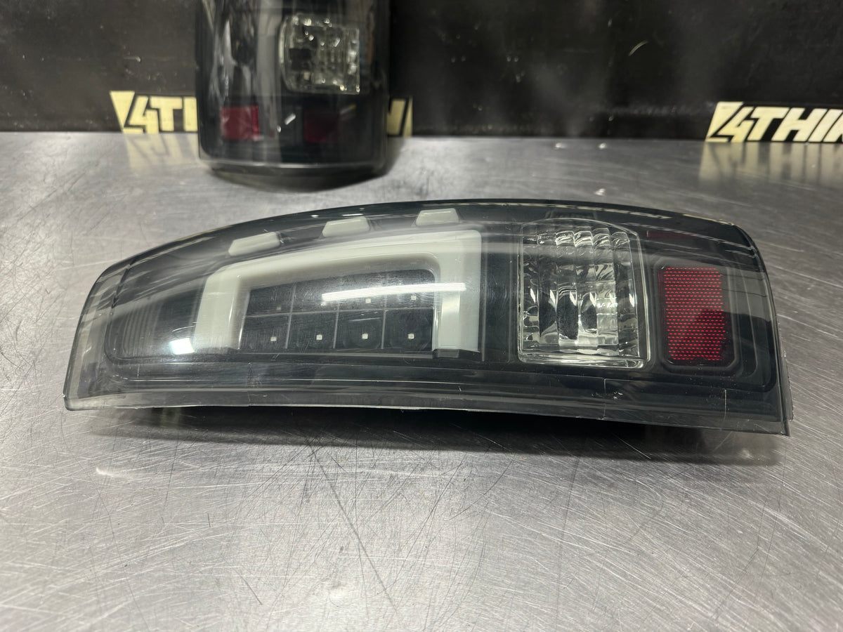 AFTERMARKET LED TAIL LIGHTS FOR 99-2006 02 CHEVY SILVERADO 1500 2500 3500 #X19