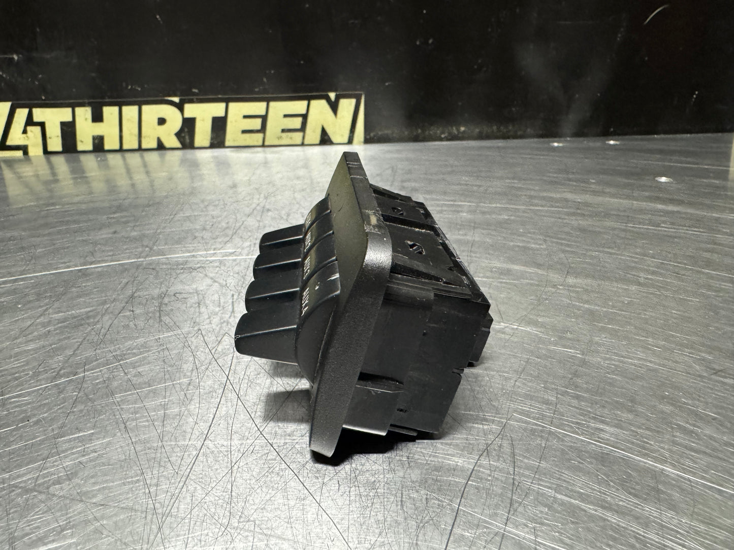 11-16 FORD F250 F350 SUPER DUTY AUXILIARY DASH CONTROL SWITCH AL3T-13D734 #N770