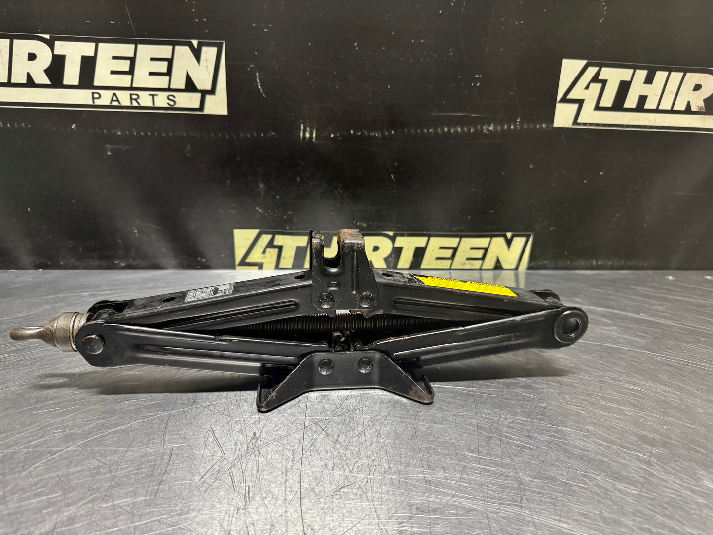 04-09 TOYOTA PRIUS SPARE TIRE EMERGENCY SCISSOR JACK 800KG OEM #N673