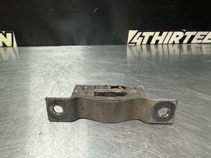 1997-2004 C5 CORVETTE REAR RUBBER EXHAUST HANGER #N122