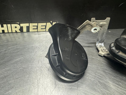 04-06 PONTIAC GTO HORN SET OEM #N320