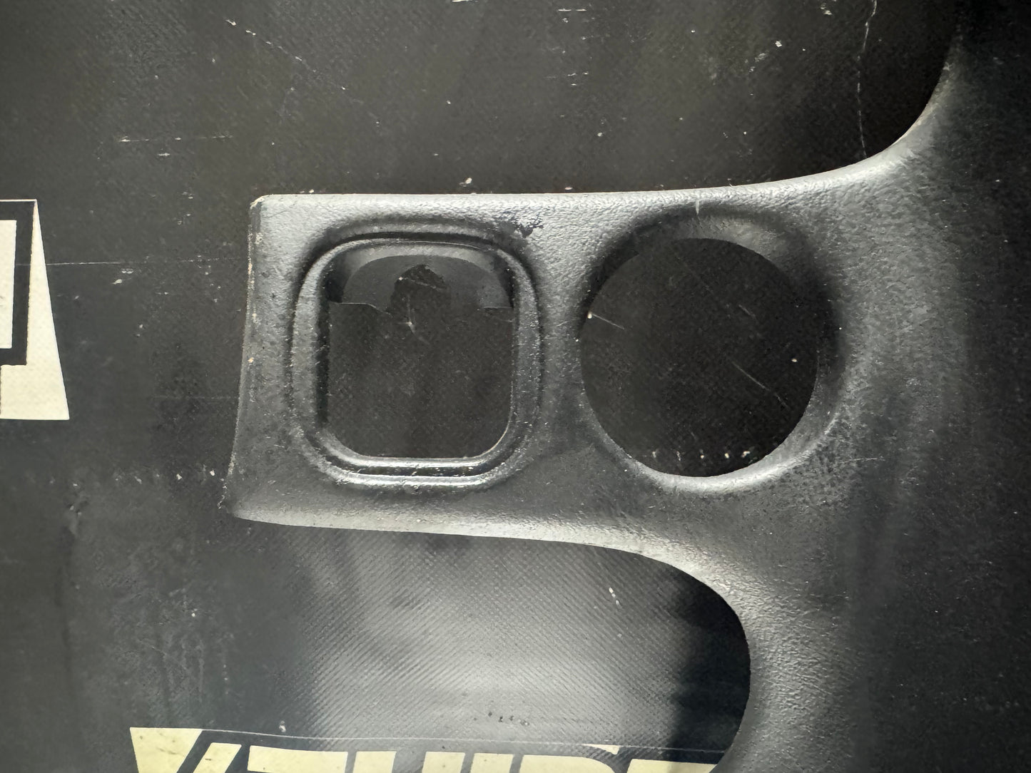 1997 - 2004 CORVETTE C5 OEM RADIO BEZEL #N276