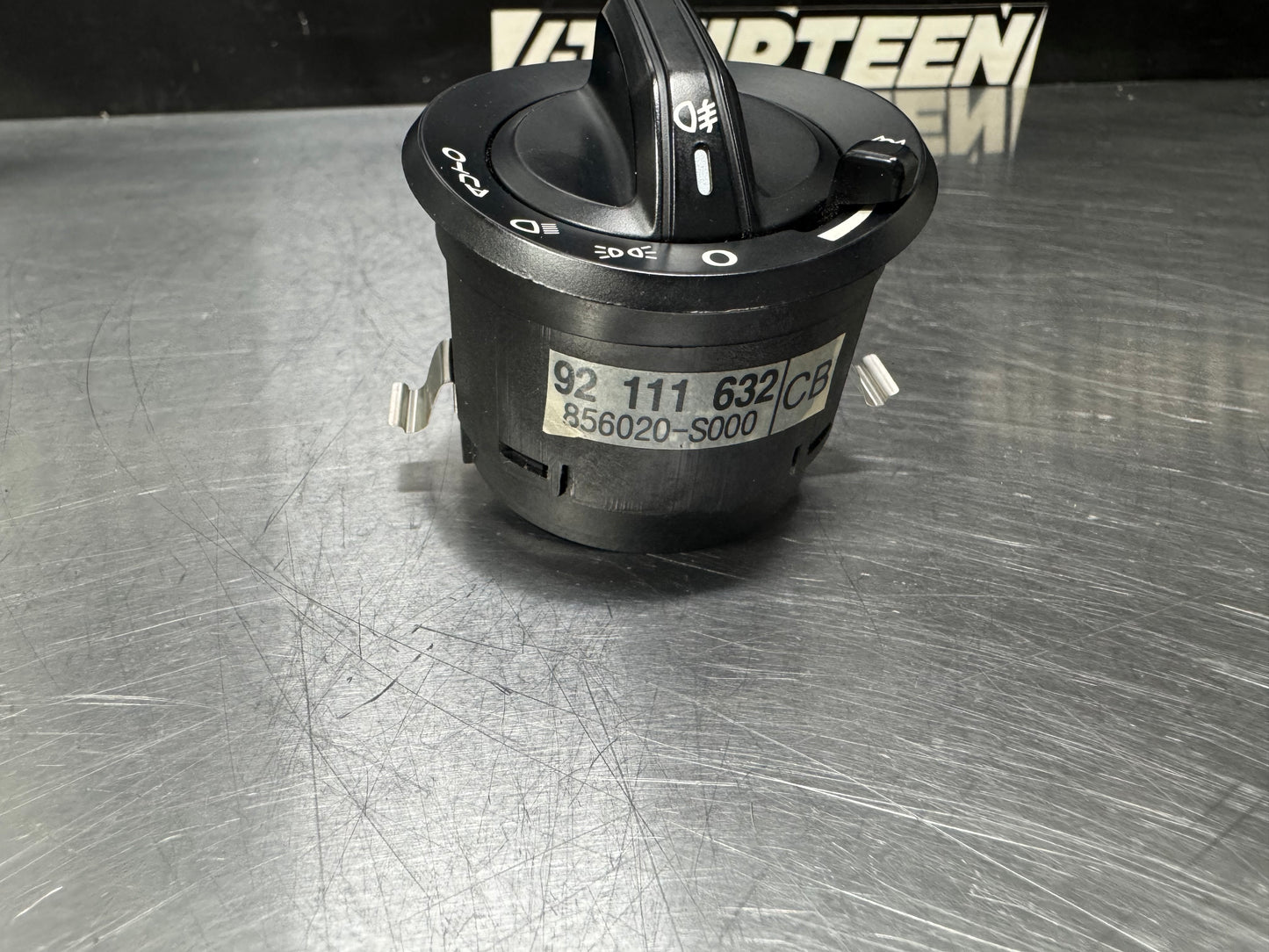 04-06 PONTIAC GTO HEADLIGHT SWITCH OEM 92111632 #L392