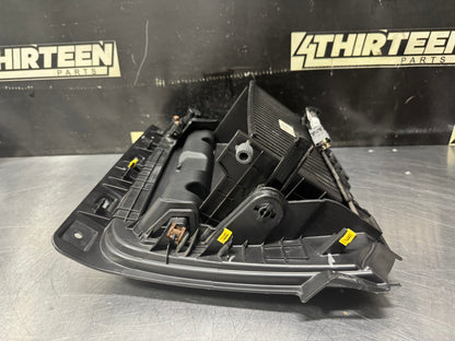 18-23 FORD MUSTANG GT GLOVE BOX COMPARTMENT OEM #V84