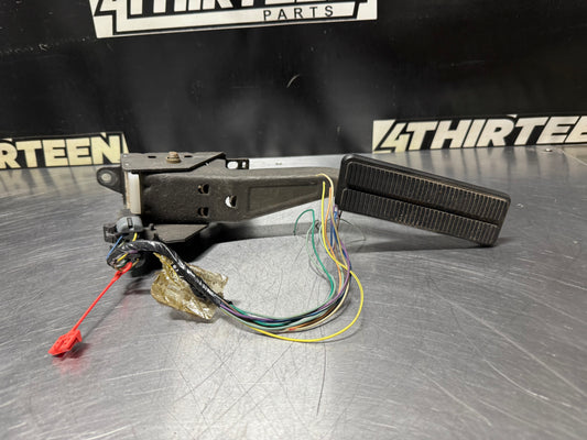 1997 - 2004 CORVETTE C5 LS1 DBW THROTTLE GAS PEDAL OEM #N172