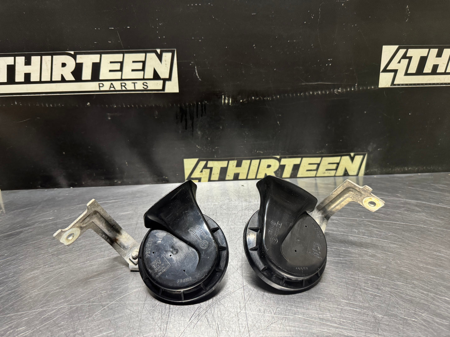 04-06 PONTIAC GTO HORN SET OEM #N682