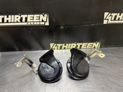 04-06 PONTIAC GTO HORN SET OEM #N682