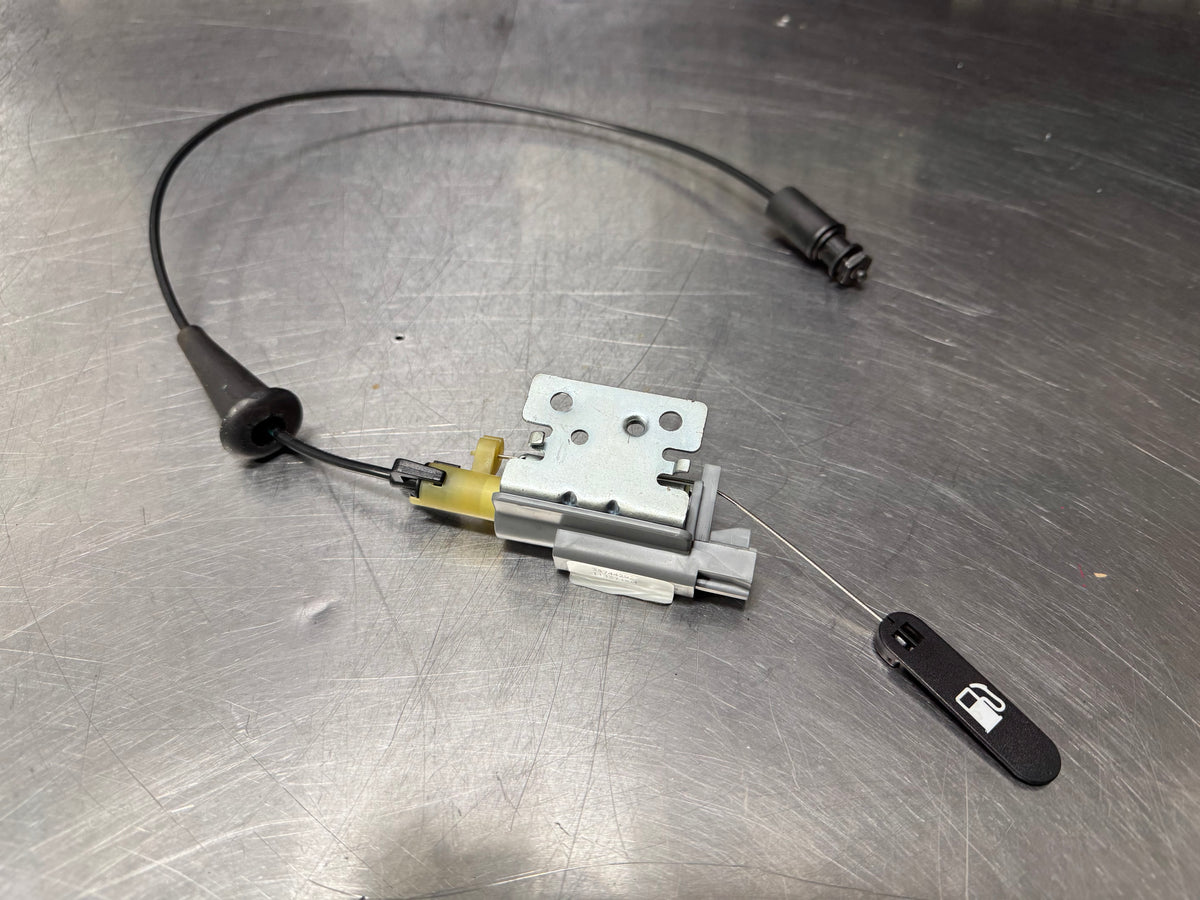2005-2013 CORVETTE FUEL FILLER DOOR RELEASE SOLENOID LATCH NEW GM #X25