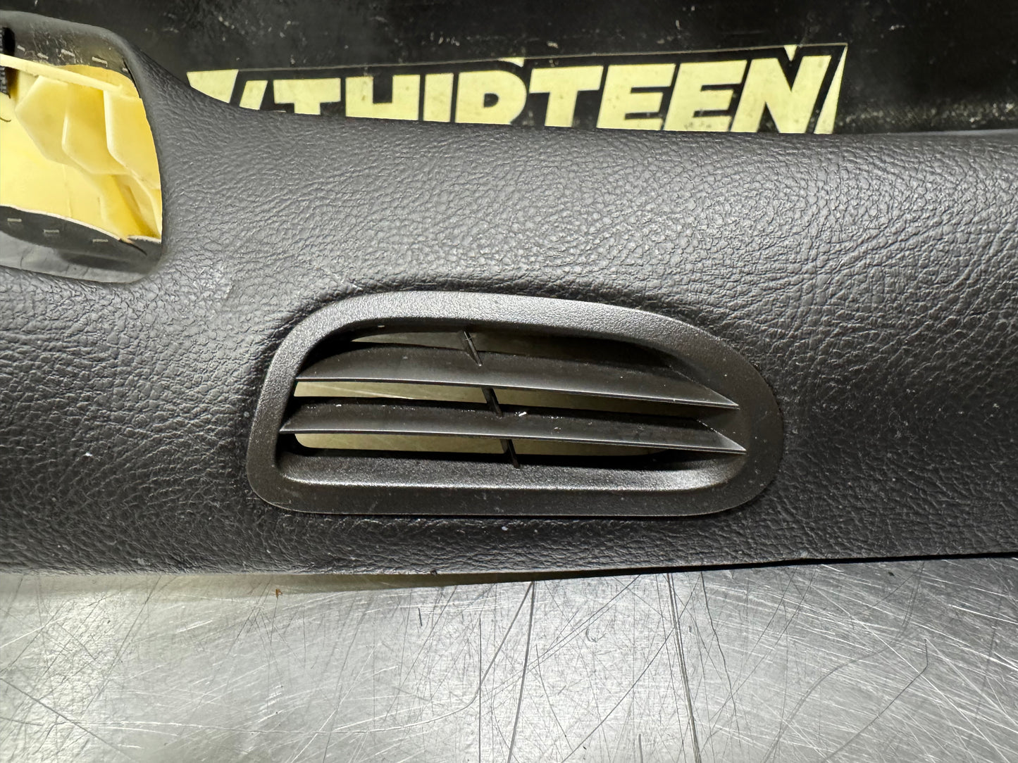 05-13 C6 CORVETTE A-PILLAR TRIM PANEL MOLDING RH #N792