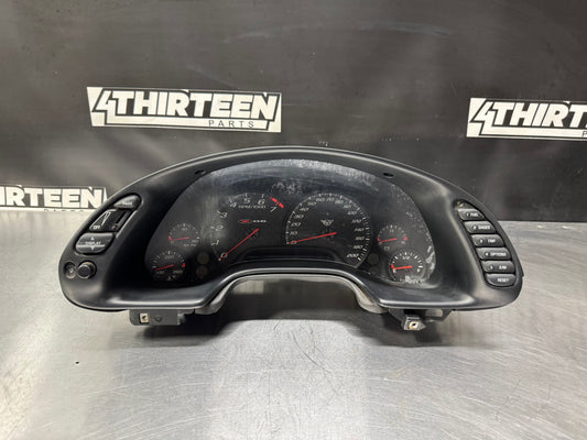 2004 CORVETTE C5 Z06 GAUGE CLUSTER  OEM 10315861 MILAGE 104,166 #L261