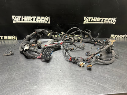 02 CAMARO SS LS1 AUTOMATIC ENGINE HARNESS OEM #N689