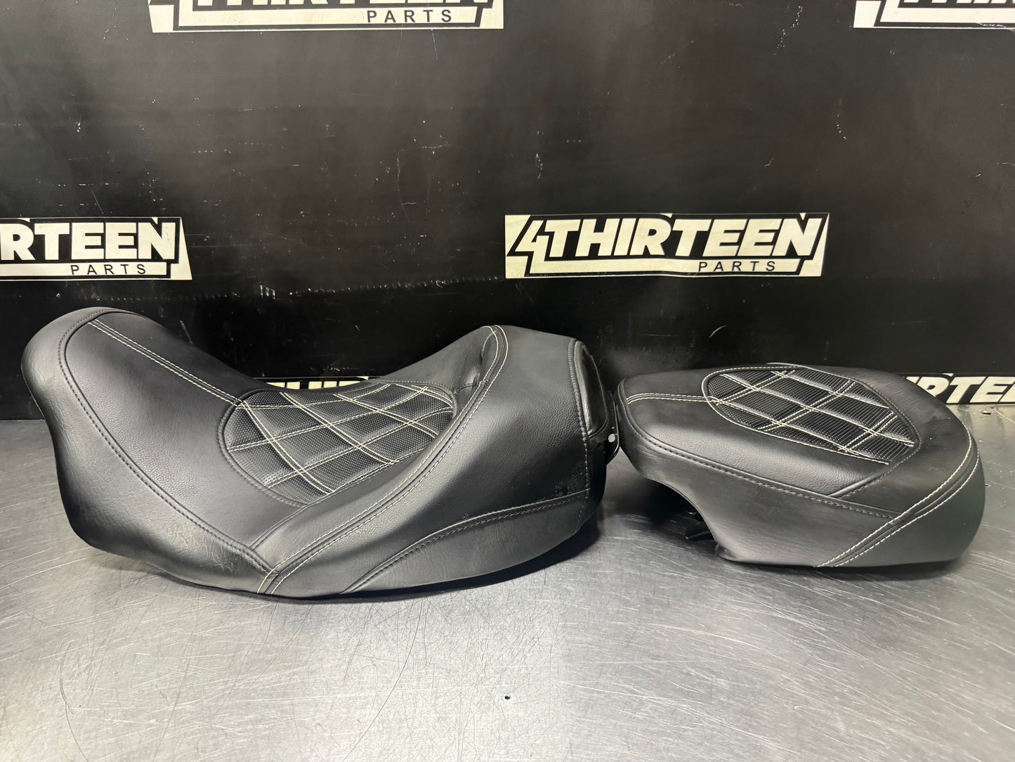 2010 HARLEY DAVIDSON STREET GLIDE 2 UP SEAT #N332