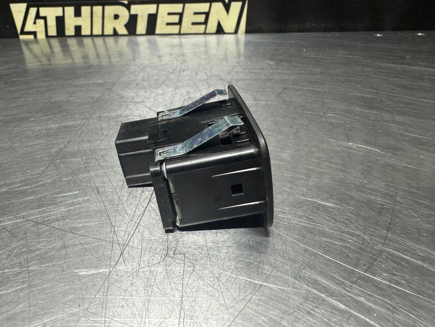 13-18 RAM 1500 RH PASSENGER WINDOW SWITCH 68080842AA OEM #N374