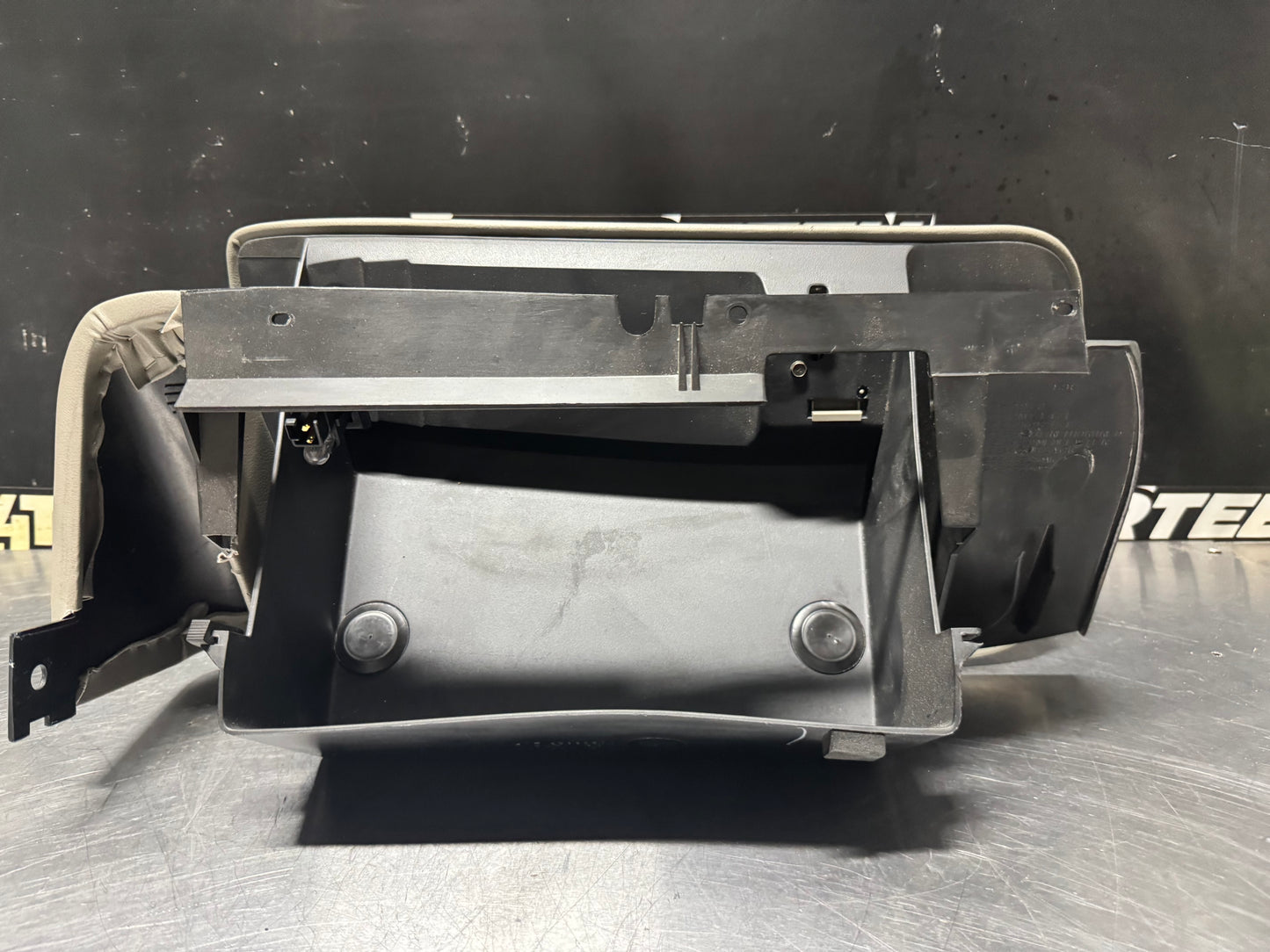 1997-2004 C5 CORVETTE OEM GLOVE BOX TAN #N107