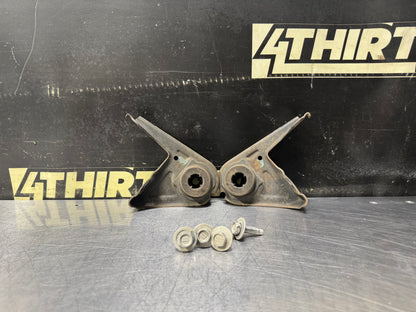 15-24 FORD MUSTANG REAR MUFFLER EXHAUST HANGER MOUNT BRACKETS OEM #V73