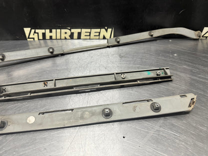 04-06 PONTIAC GTO UPPER REAR BUMPER BRACKET SET OEM #N305